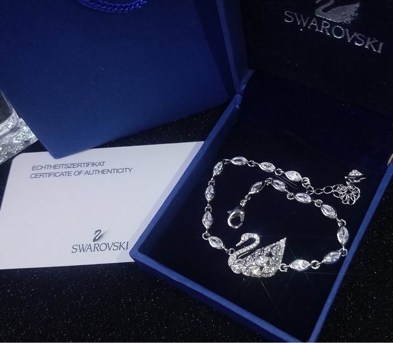 Swarovski Bracelet 06lyx115